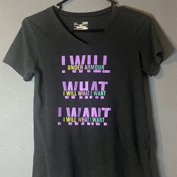 Under Armour Athletic T-Shirt‎ Girls Youth Large Loose Fit Heatgear V-Neck - Picture 1 of 6